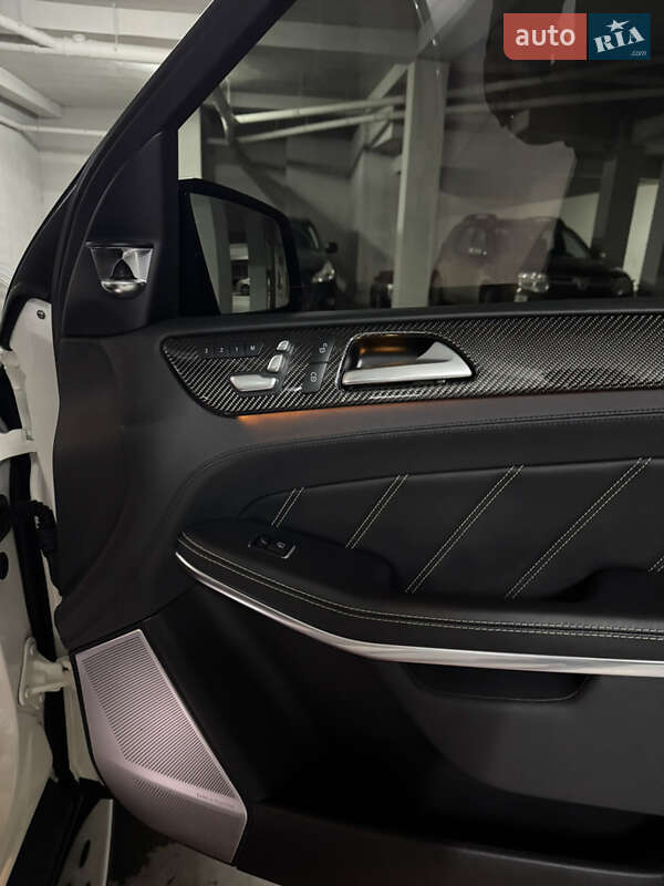 Позашляховик / Кросовер Mercedes-Benz GLS-Class 2017 в Чернівцях