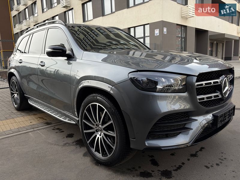 Mercedes-Benz GLS-Class 2023