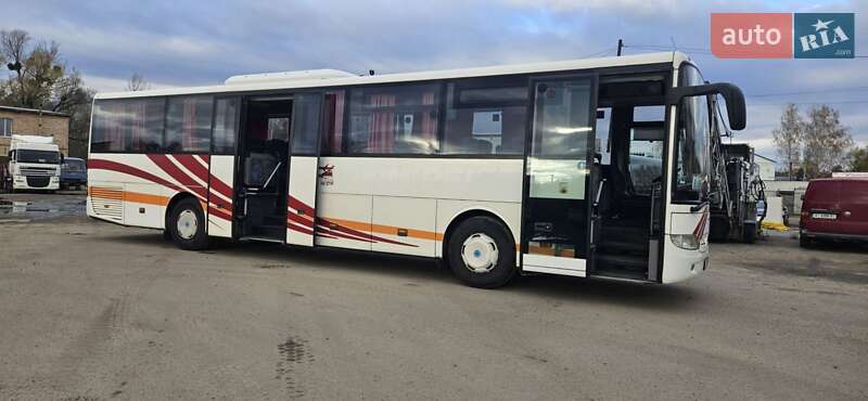 Пригородный автобус Mercedes-Benz Integro 2010 в Василькове