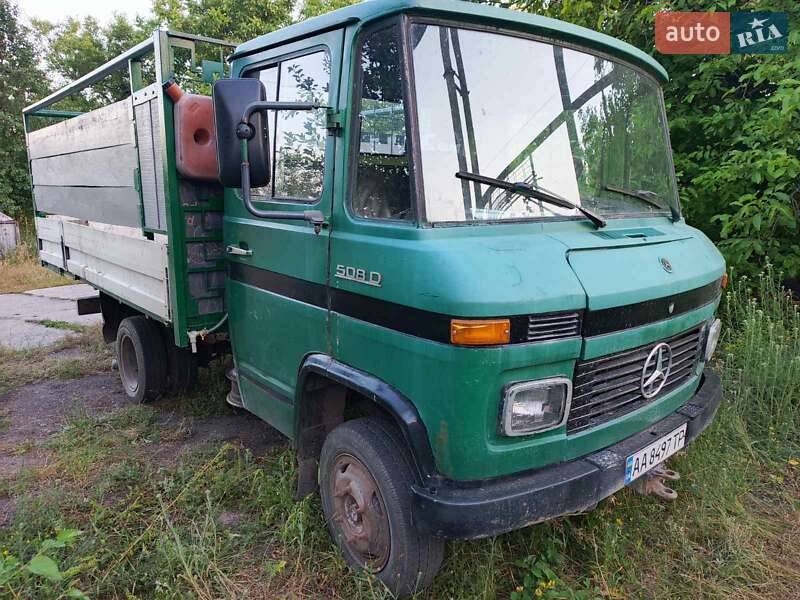 Mercedes-Benz L/LA-Series 1975