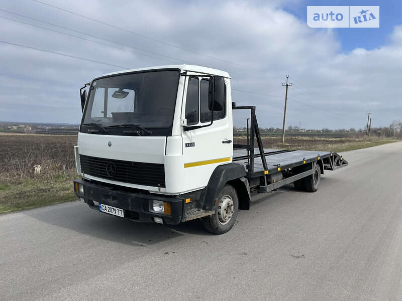 Mercedes-Benz LK-Series 1995