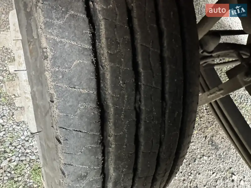 Вантажний фургон Mercedes-Benz LK-Series 1997 в 