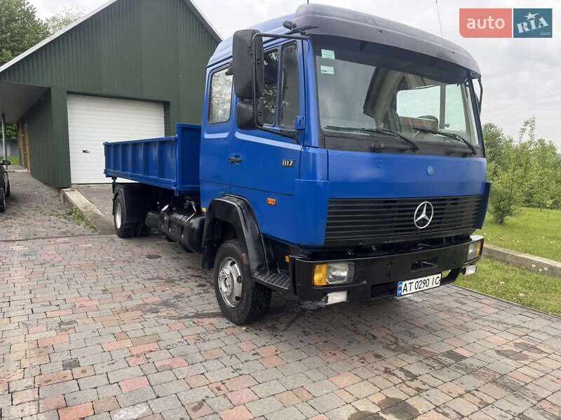 Mercedes-Benz LK-Series 1998