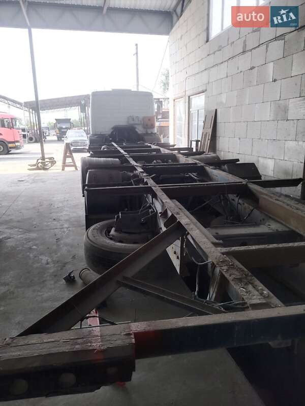 Вантажний фургон Mercedes-Benz LK-Series 1994 в Кривому Розі