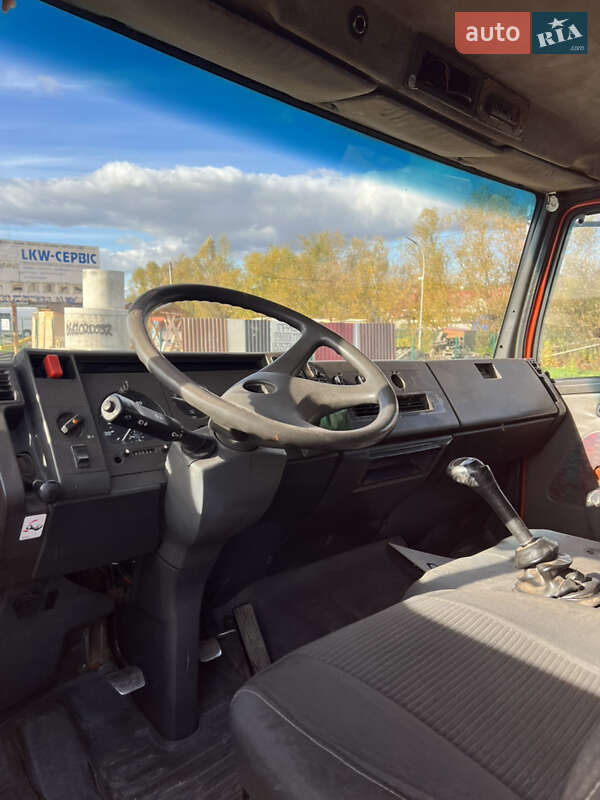 Эвакуатор Mercedes-Benz LK-Series 1995 в Черновцах