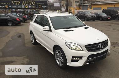 Внедорожник / Кроссовер Mercedes-Benz M-Class 2015 в Киеве