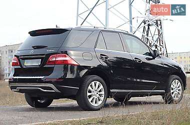 Внедорожник / Кроссовер Mercedes-Benz M-Class 2014 в 