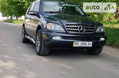 Внедорожник / Кроссовер Mercedes-Benz M-Class 2003 в Ровно