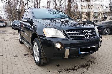 Внедорожник / Кроссовер Mercedes-Benz M-Class 2008 в Черновцах