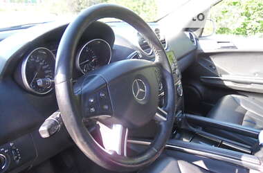 Внедорожник / Кроссовер Mercedes-Benz M-Class 2006 в Стрые
