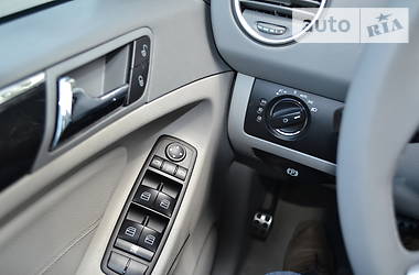 Позашляховик / Кросовер Mercedes-Benz M-Class 2009 в 