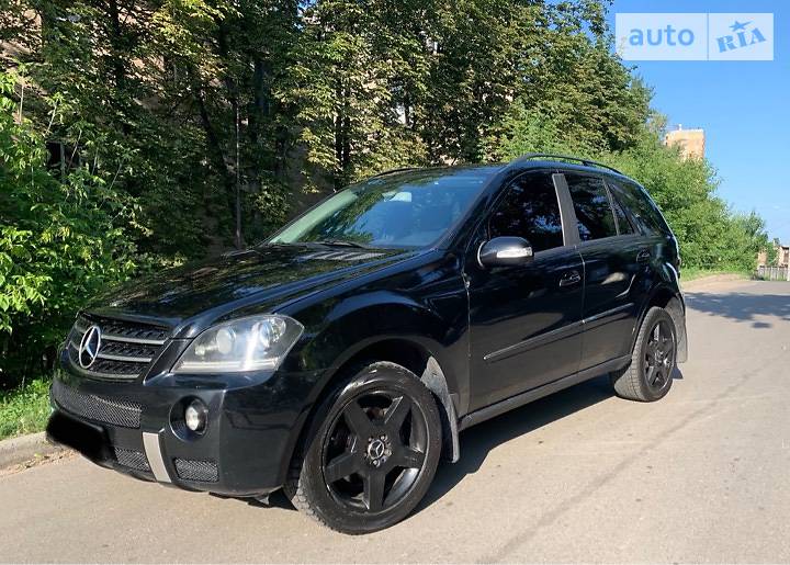 Позашляховик / Кросовер Mercedes-Benz M-Class 2006 в 