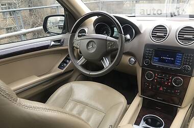 Позашляховик / Кросовер Mercedes-Benz M-Class 2008 в 