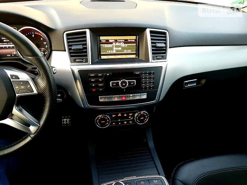 Позашляховик / Кросовер Mercedes-Benz M-Class 2014 в Полтаві