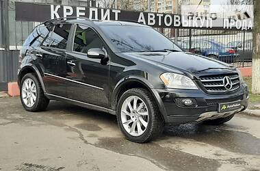 Внедорожник / Кроссовер Mercedes-Benz M-Class 2005 в Николаеве