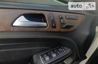 Позашляховик / Кросовер Mercedes-Benz M-Class 2013 в 