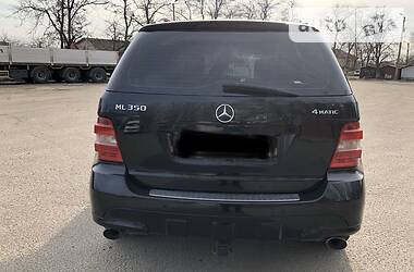 Позашляховик / Кросовер Mercedes-Benz M-Class 2007 в 