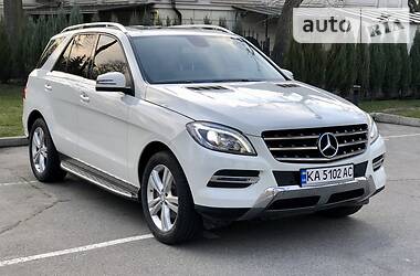 Позашляховик / Кросовер Mercedes-Benz M-Class 2012 в 