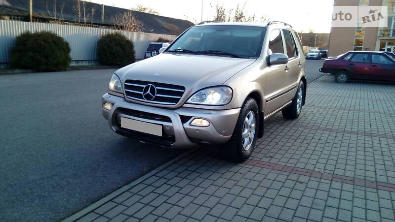 Позашляховик / Кросовер Mercedes-Benz M-Class 2003 в Ужгороді