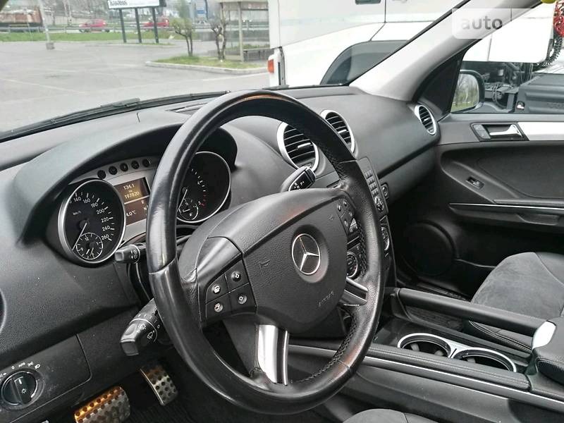 Внедорожник / Кроссовер Mercedes-Benz M-Class 2007 в Сумах