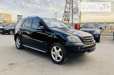 Позашляховик / Кросовер Mercedes-Benz M-Class 2008 в 