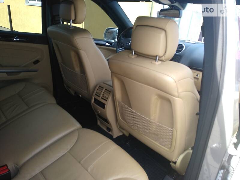 Позашляховик / Кросовер Mercedes-Benz M-Class 2009 в Коростені