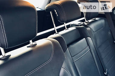 Позашляховик / Кросовер Mercedes-Benz M-Class 2015 в 