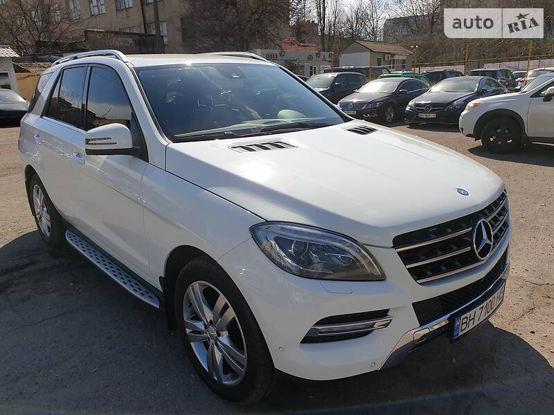 Позашляховик / Кросовер Mercedes-Benz M-Class 2014 в Одесі