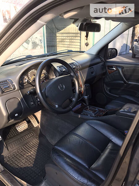 Позашляховик / Кросовер Mercedes-Benz M-Class 2003 в Маріуполі