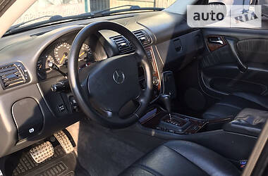 Позашляховик / Кросовер Mercedes-Benz M-Class 2003 в  фото 19 Позашляховик / Кросовер Mercedes-Benz M-Class 2003 в