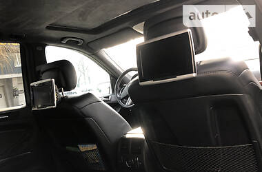 Позашляховик / Кросовер Mercedes-Benz M-Class 2008 в 
