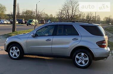 Позашляховик / Кросовер Mercedes-Benz M-Class 2008 в 