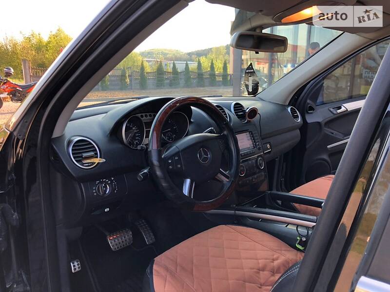 Внедорожник / Кроссовер Mercedes-Benz M-Class 2006 в Иршаве