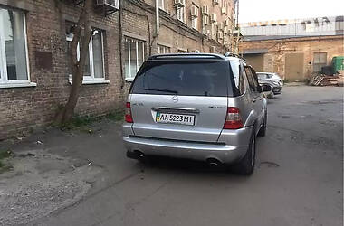 Внедорожник / Кроссовер Mercedes-Benz M-Class 2002 в Киеве