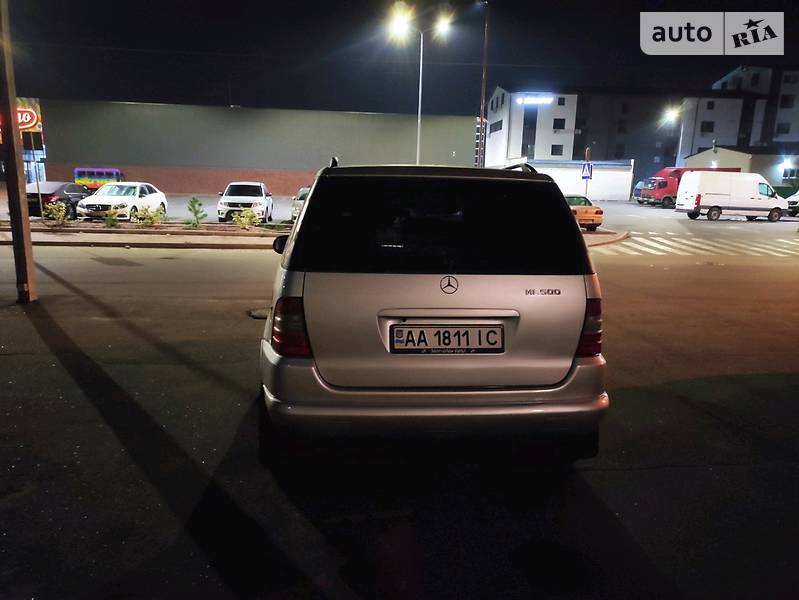 Позашляховик / Кросовер Mercedes-Benz M-Class 2000 в Києві