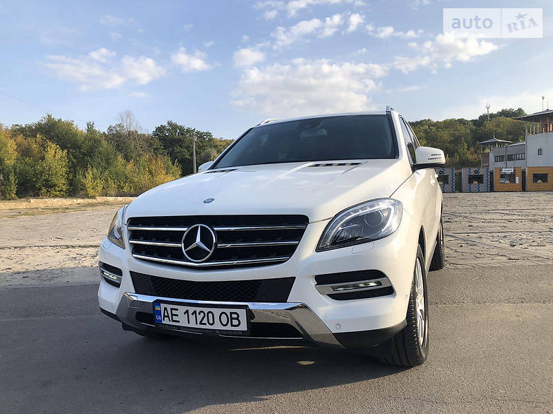 Внедорожник / Кроссовер Mercedes-Benz M-Class 2015 в Днепре