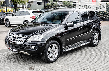 Внедорожник / Кроссовер Mercedes-Benz M-Class 2008 в Киеве