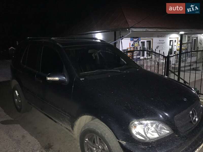 Внедорожник / Кроссовер Mercedes-Benz M-Class 2003 в Черновцах