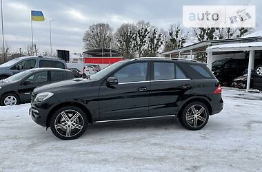 Внедорожник / Кроссовер Mercedes-Benz M-Class 2015 в Бродах