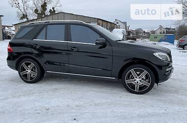 Внедорожник / Кроссовер Mercedes-Benz M-Class 2015 в Бродах