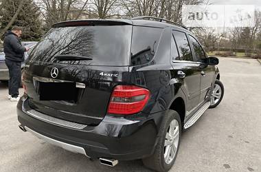 Внедорожник / Кроссовер Mercedes-Benz M-Class 2008 в Никополе