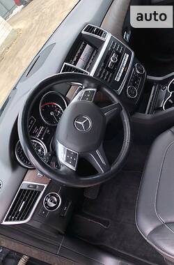 Позашляховик / Кросовер Mercedes-Benz M-Class 2013 в Тернополі