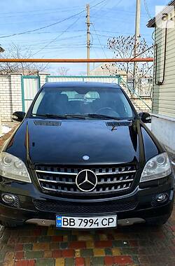 Внедорожник / Кроссовер Mercedes-Benz M-Class 2008 в Кременной