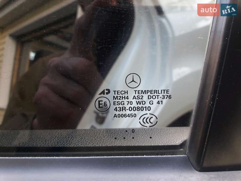 Внедорожник / Кроссовер Mercedes-Benz M-Class 2010 в Киеве