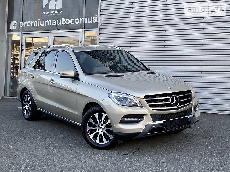 Внедорожник / Кроссовер Mercedes-Benz M-Class 2012 в Киеве