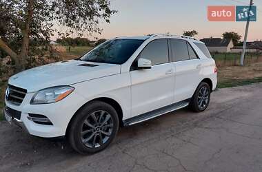 Внедорожник / Кроссовер Mercedes-Benz M-Class 2014 в Херсоне