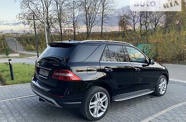 Внедорожник / Кроссовер Mercedes-Benz M-Class 2014 в Ивано-Франковске