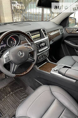 Позашляховик / Кросовер Mercedes-Benz M-Class 2015 в Вінниці