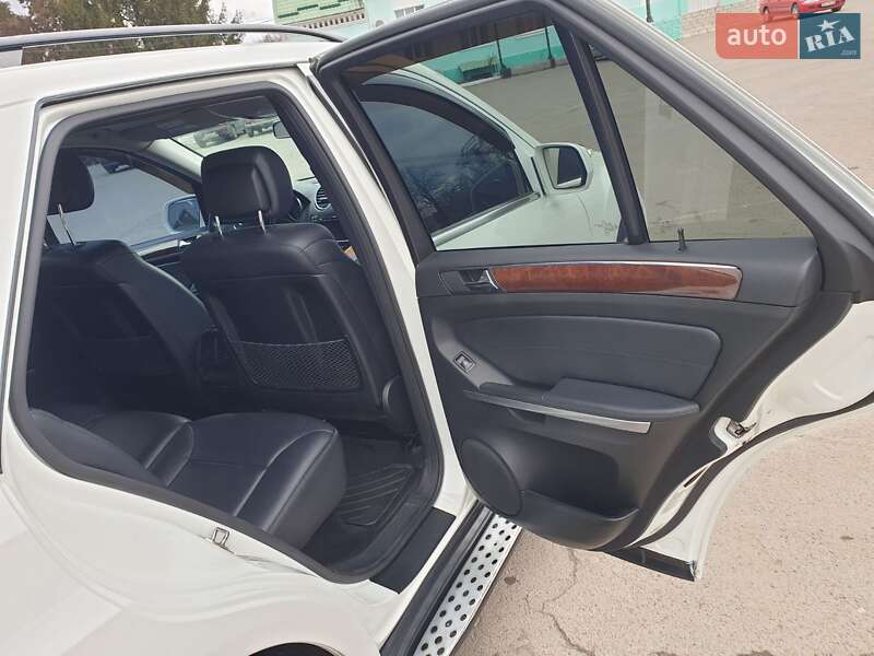 Внедорожник / Кроссовер Mercedes-Benz M-Class 2010 в Гайвороне