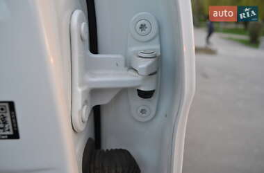 Внедорожник / Кроссовер Mercedes-Benz M-Class 2015 в 